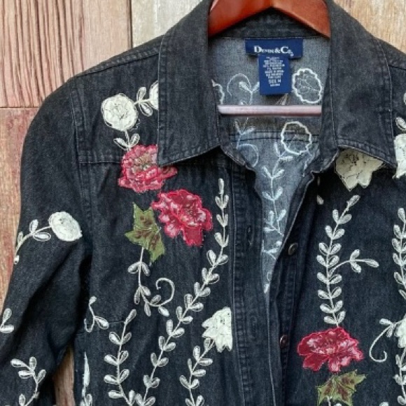 Denim&Co Jackets & Blazers - Denim & Co. Embroidered Jean Jacket M